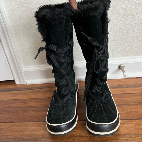 Sorel Tivoli High II Boots 7 - Picture 2 of 10